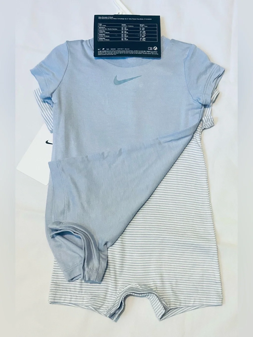 Nike Baby Romper 2 Pc Set Size 3 Mos NEW